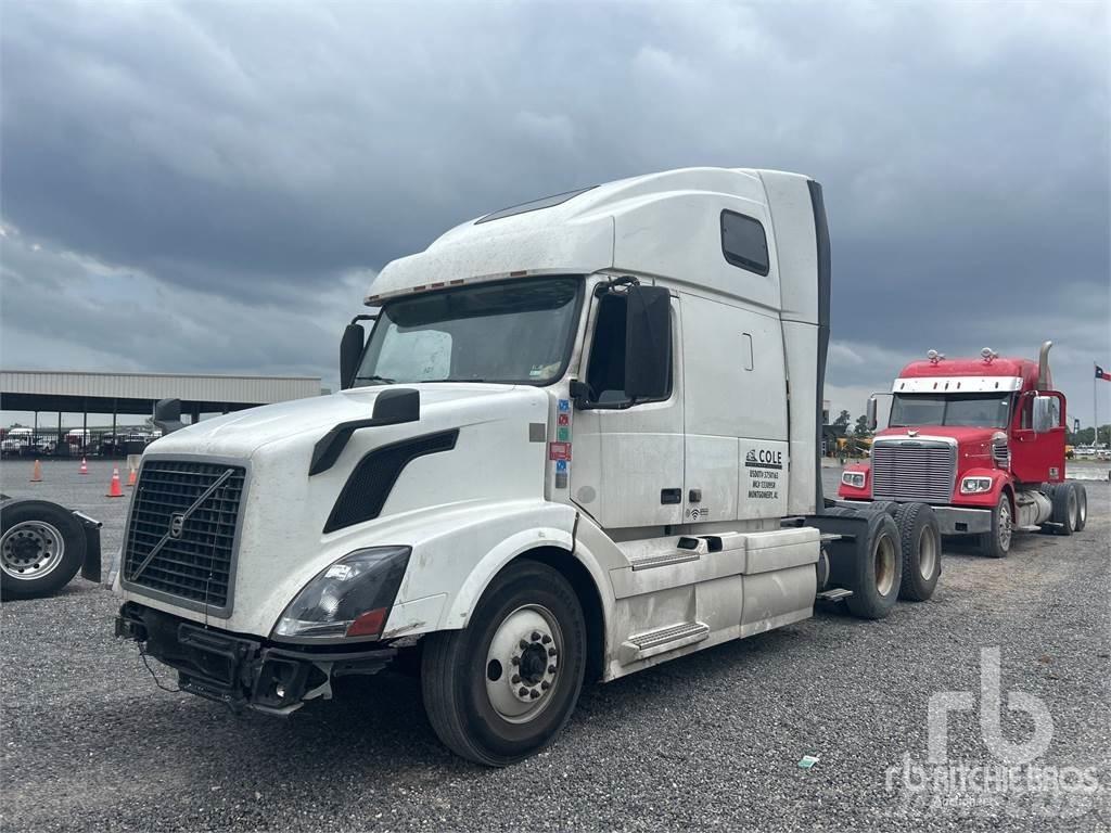 Volvo VNL670 Седельные тягачи