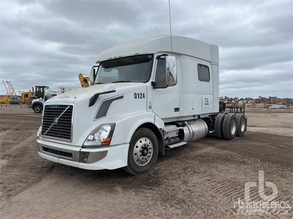 Volvo VNL730 Седельные тягачи