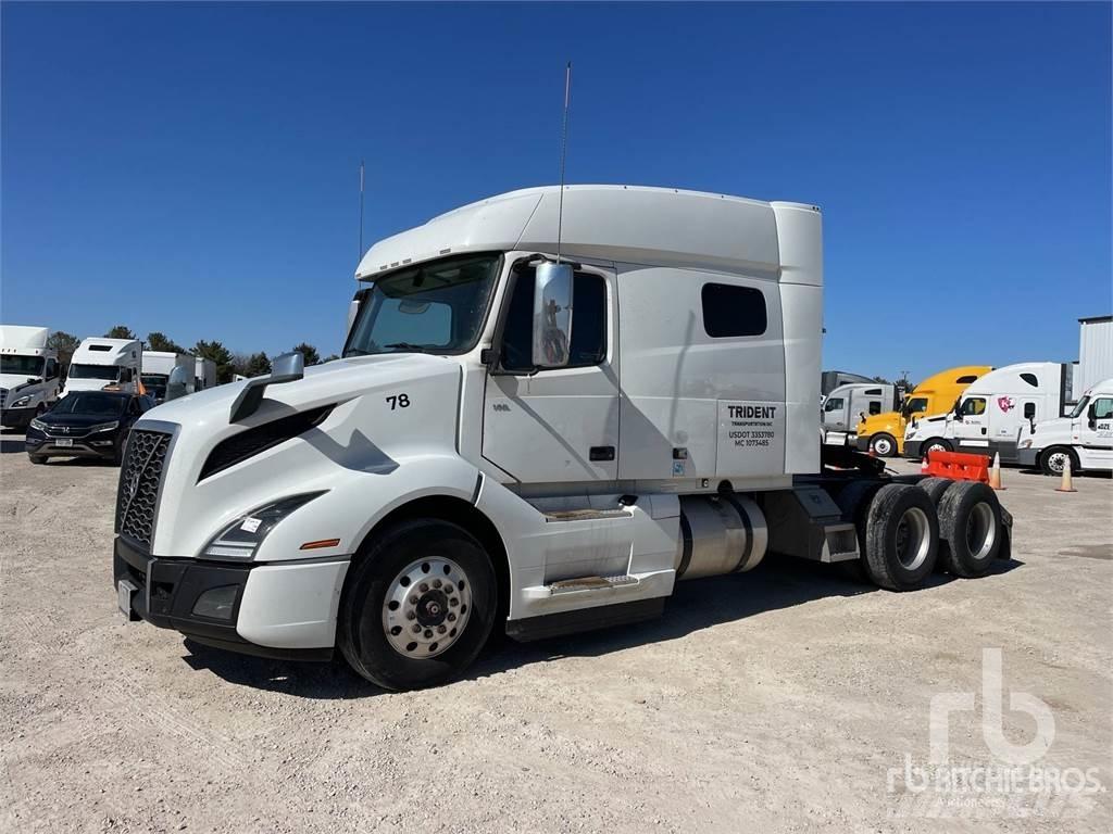 Volvo VNL740 Седельные тягачи