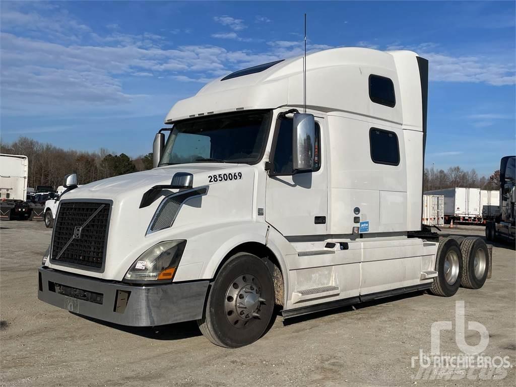 Volvo VNL780 Седельные тягачи
