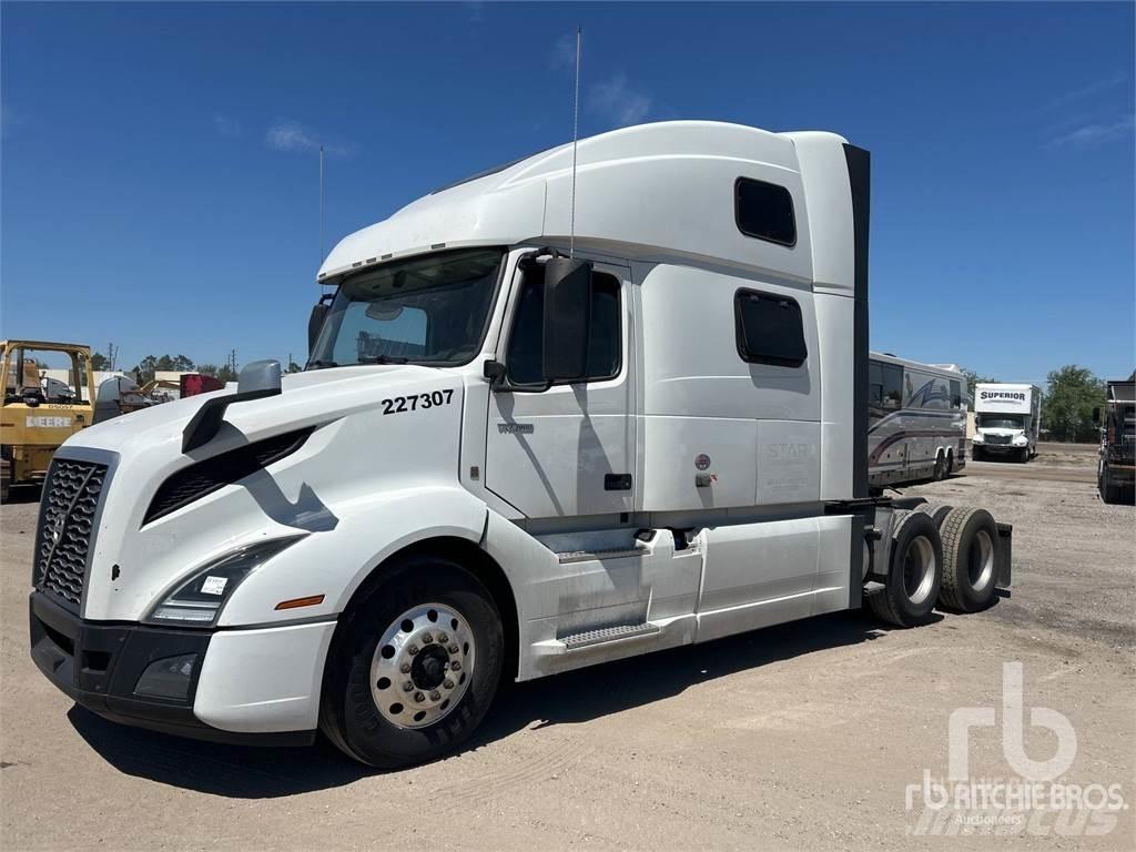 Volvo VNL860 Седельные тягачи