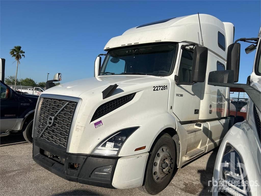 Volvo VNL860 Седельные тягачи