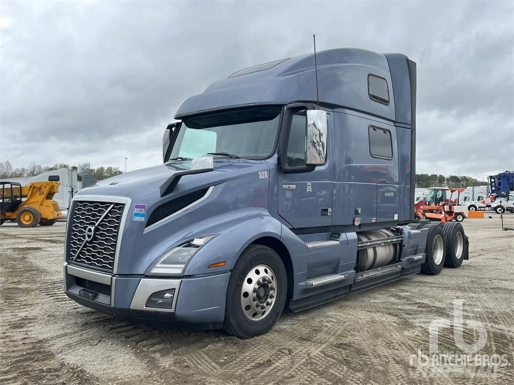 Volvo VNL860 Седельные тягачи