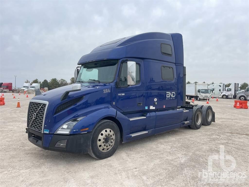 Volvo VNL860 Седельные тягачи
