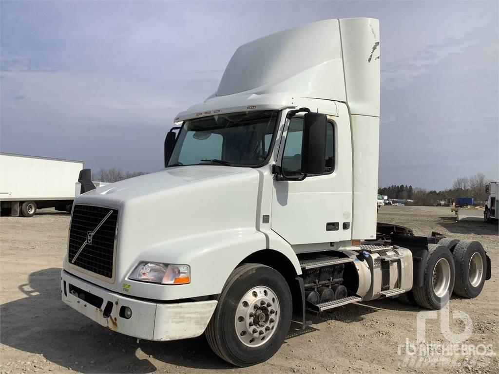 Volvo VNM Седельные тягачи