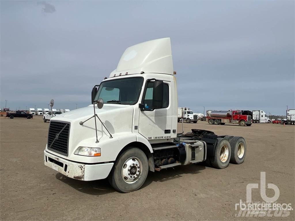 Volvo VNM Седельные тягачи