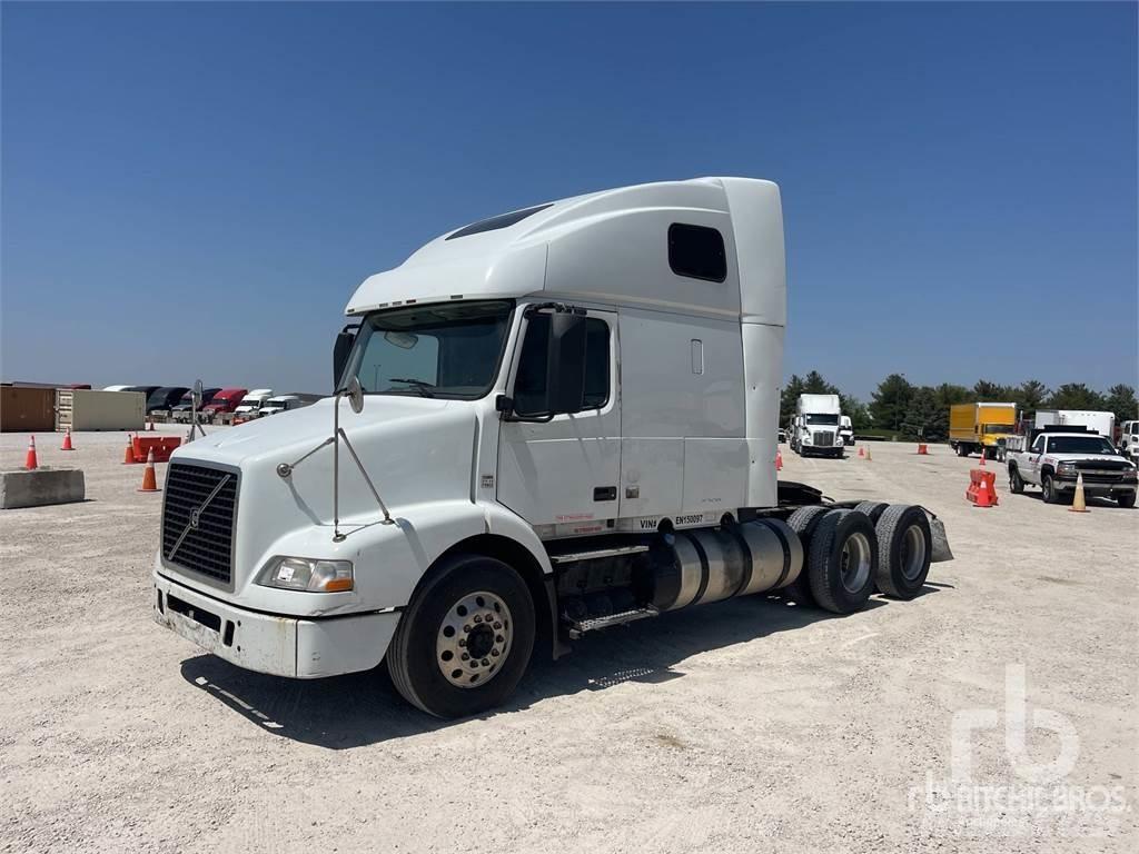 Volvo VNM Седельные тягачи