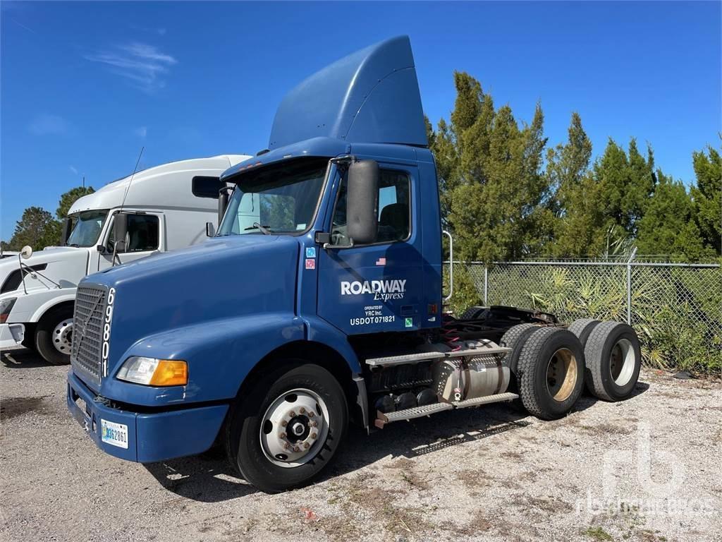 Volvo VNM200 Седельные тягачи