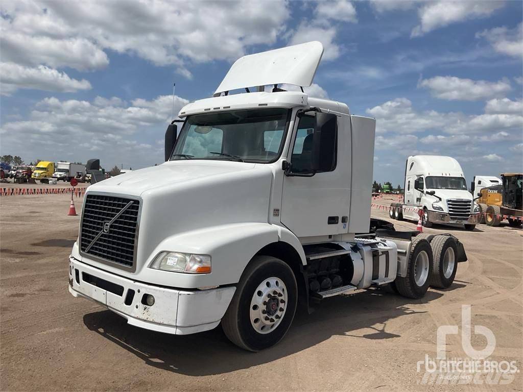 Volvo VNM200 Седельные тягачи