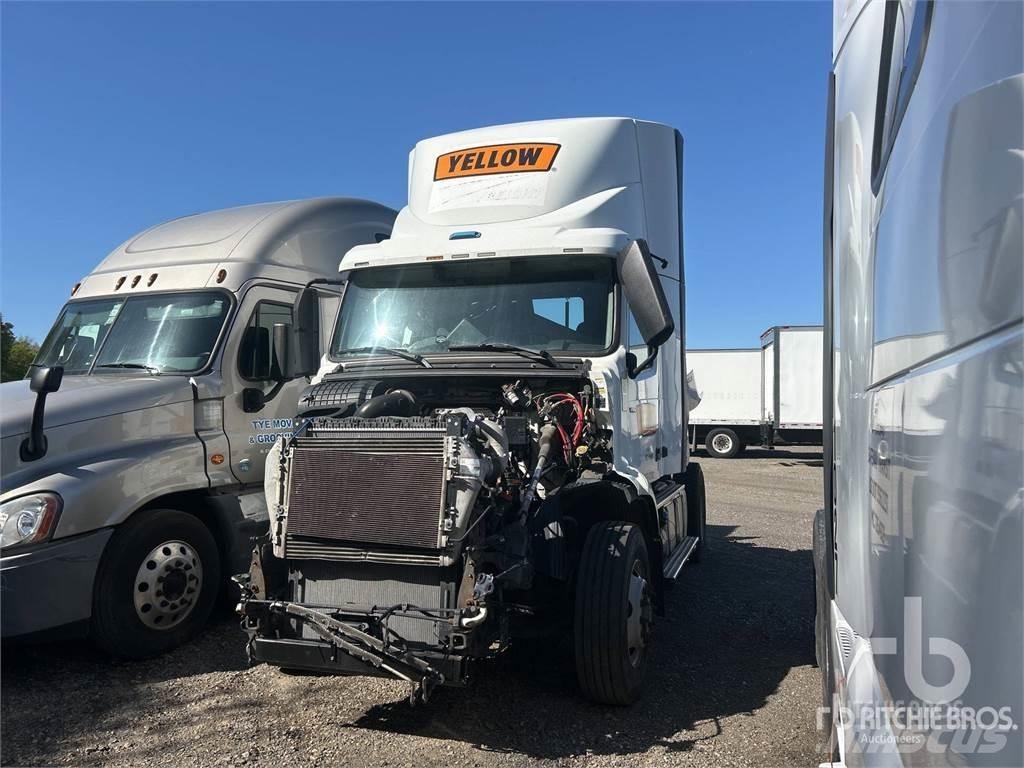 Volvo VNR Седельные тягачи