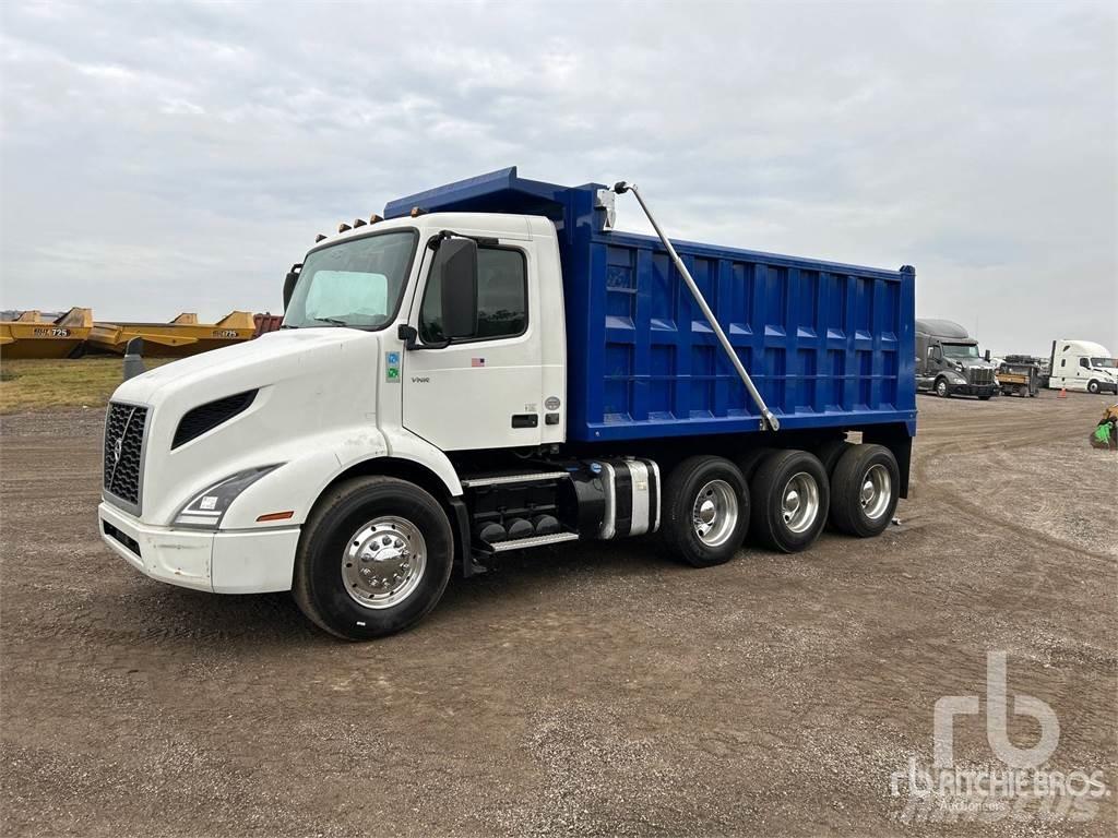 Volvo VNR300 Грузовики-Самосвалы