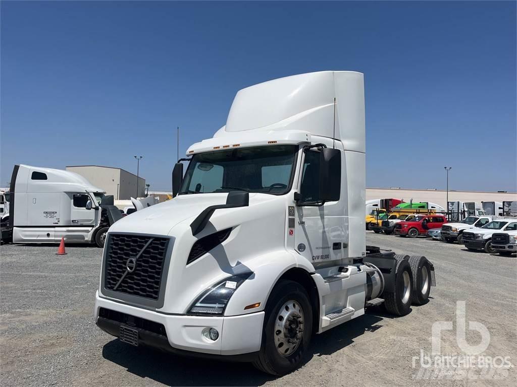 Volvo VNR300 Седельные тягачи