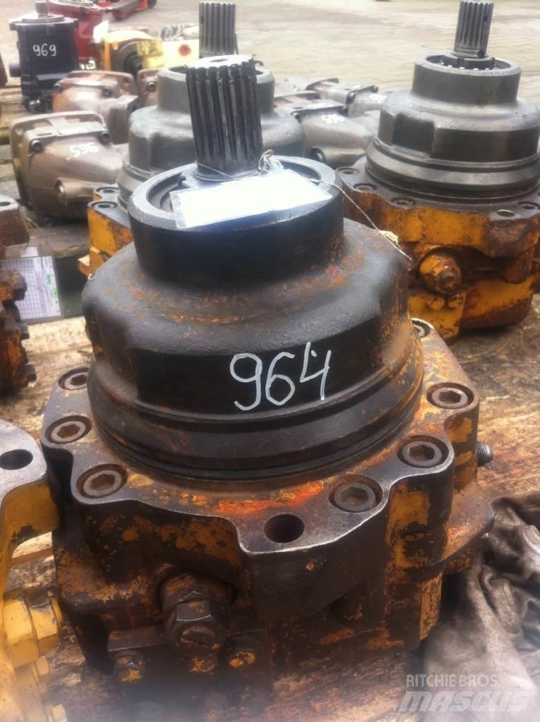 Komatsu MB90 Двигатели