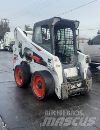 Bobcat S770 Мини-погрузчики