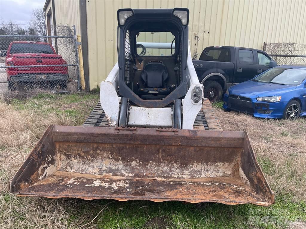 Bobcat T650 Гусеничные фронтальные погрузчики