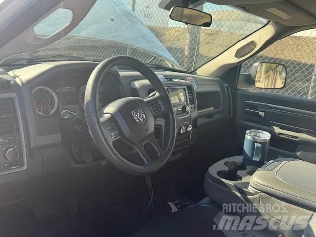 Dodge Ram 2500 Грузовые эвакуаторы