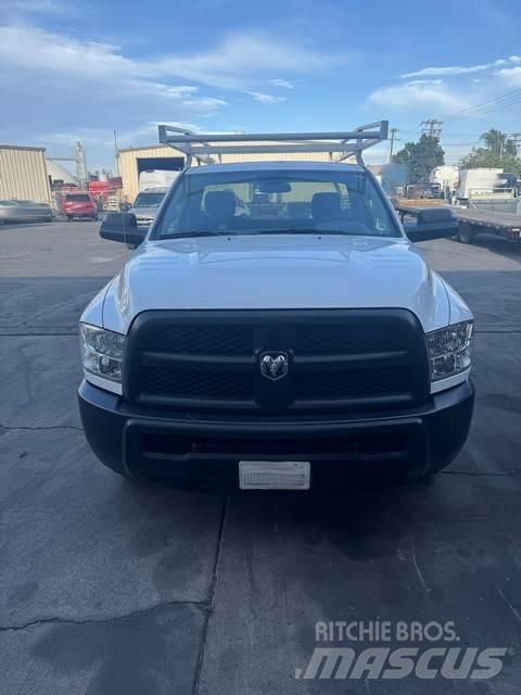 Dodge Ram 2500 Грузовые эвакуаторы