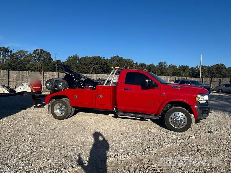 Dodge Ram 5500 Специальные грузовики