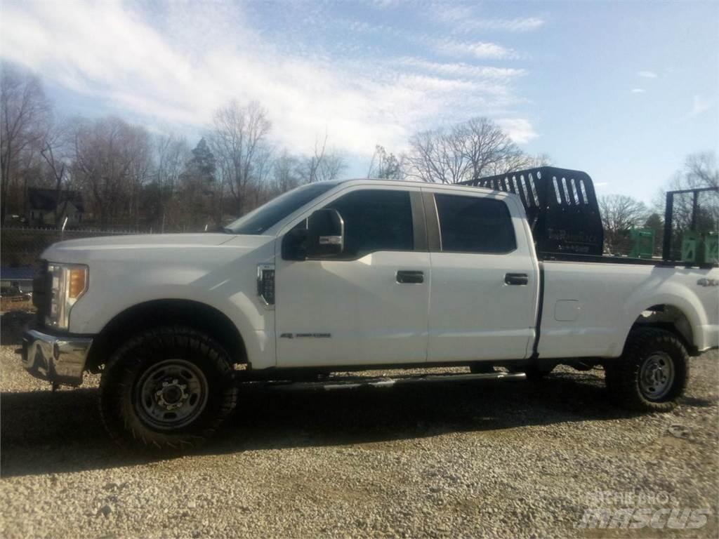 Ford F250 Бортовые фургоны
