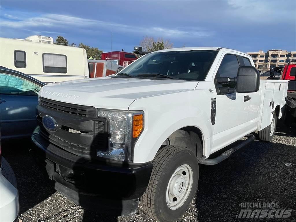 Ford F250 Грузовые эвакуаторы