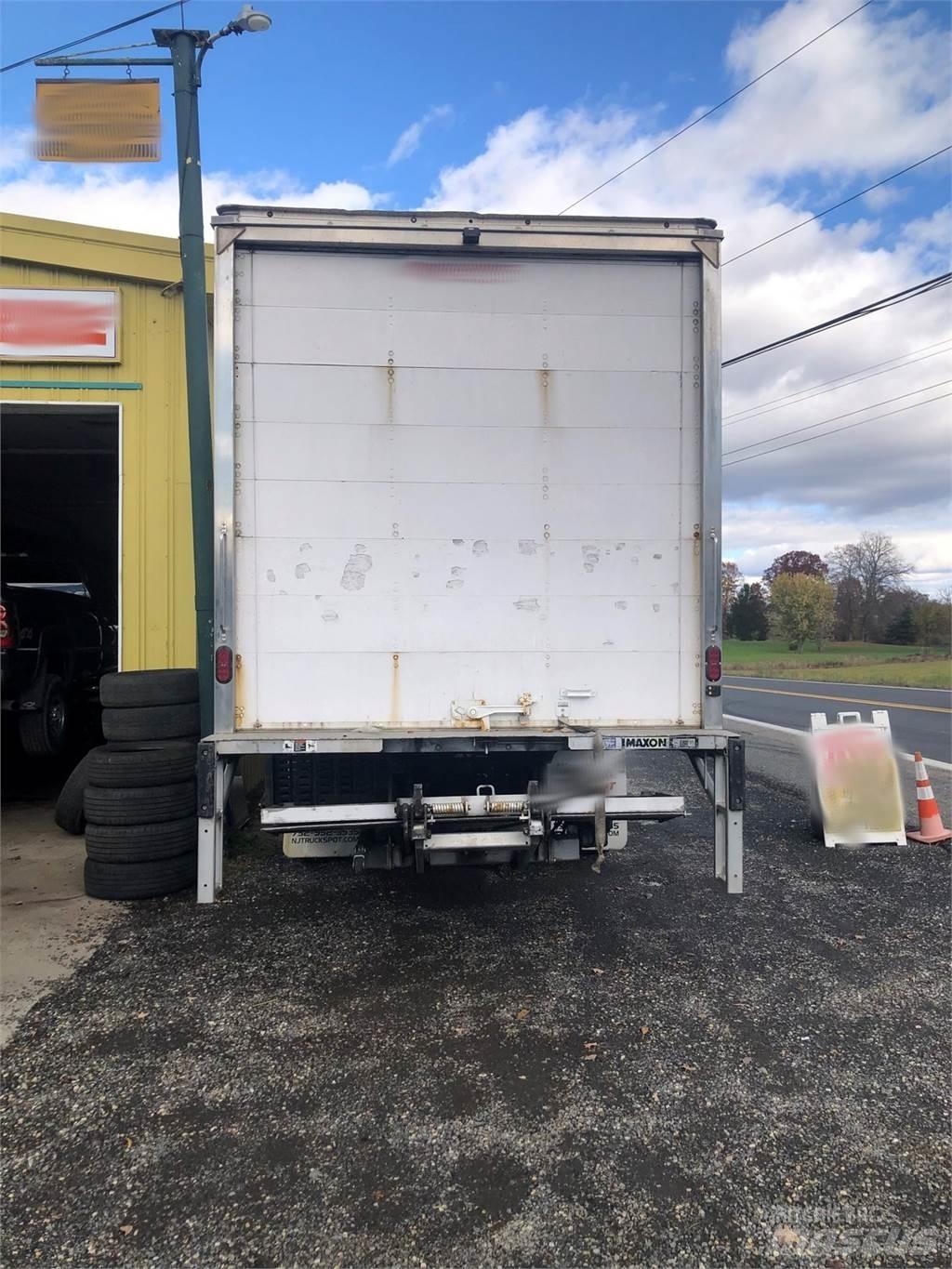 Freightliner M2 Специальные грузовики