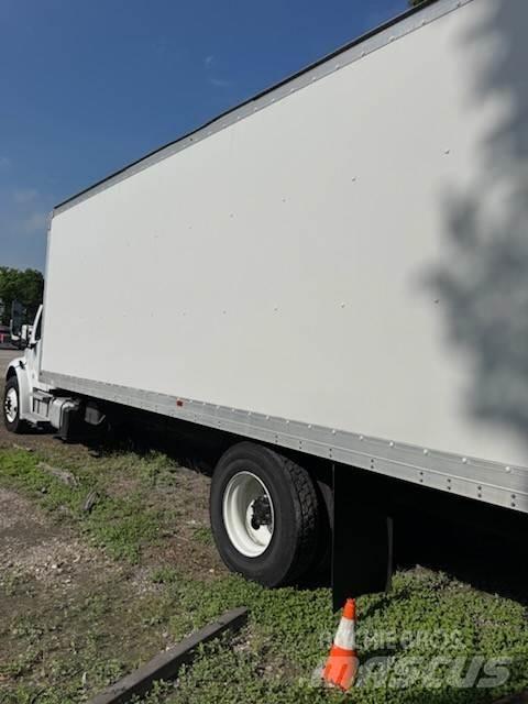 Freightliner M2 Грузовики-Фургоны