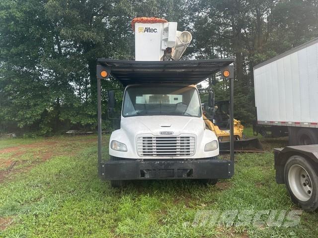 Freightliner M2 Специальные грузовики