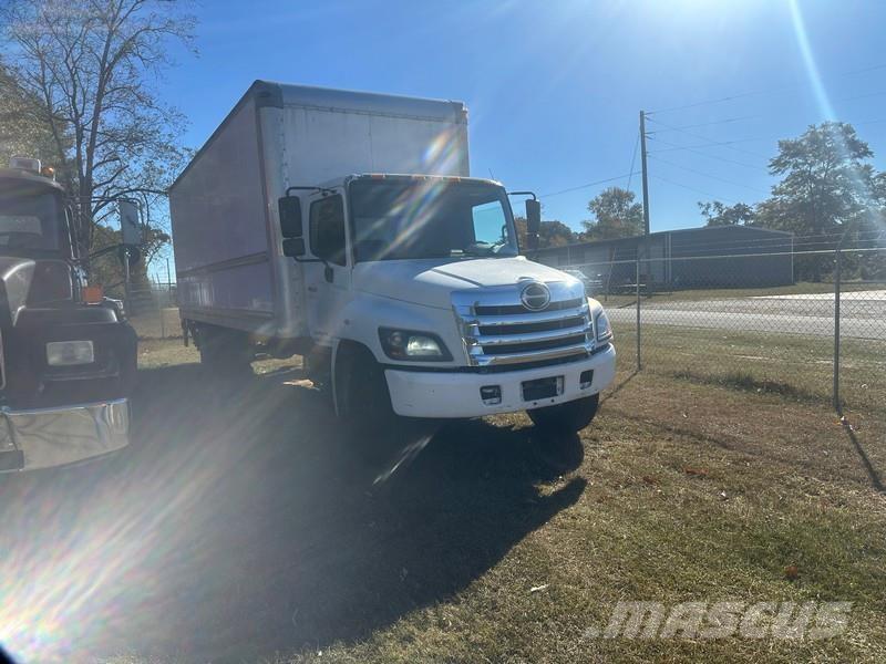 Hino 258LP Грузовики-Фургоны