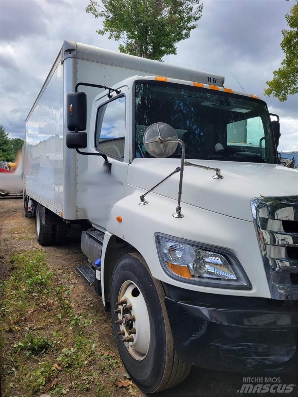 Hino 268 Грузовики-Фургоны