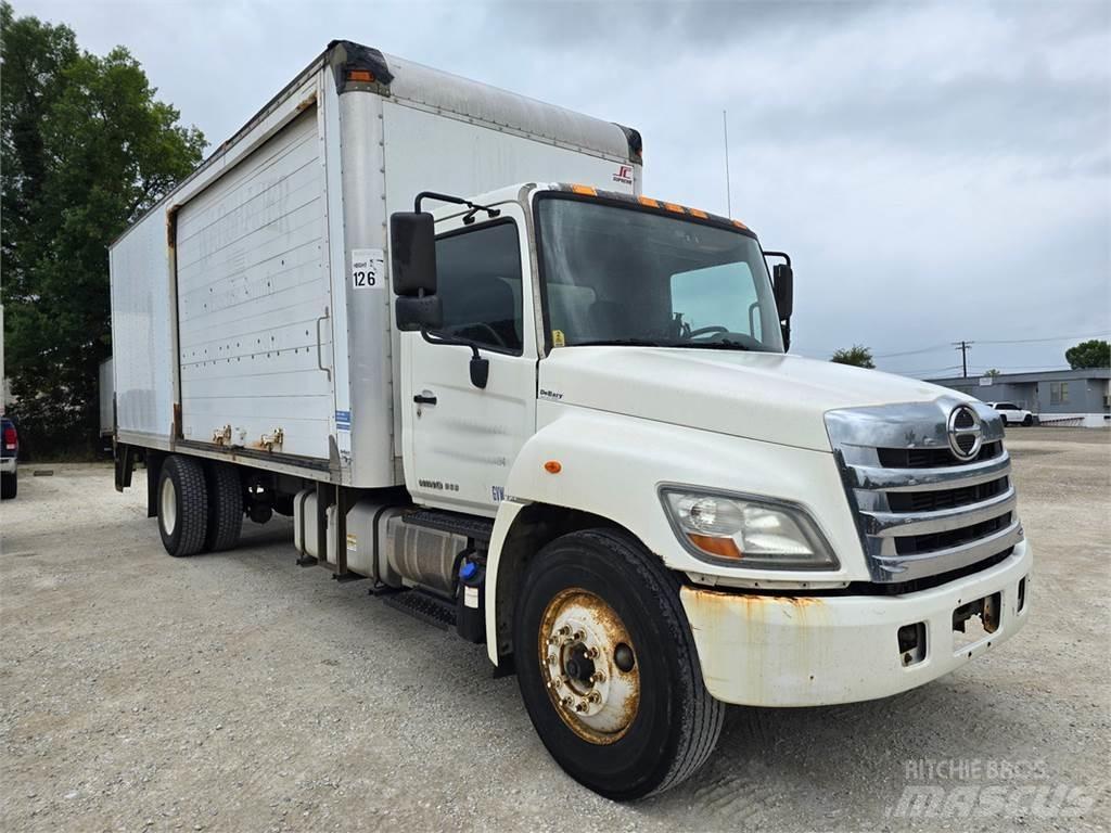 Hino 268 Грузовики-Фургоны