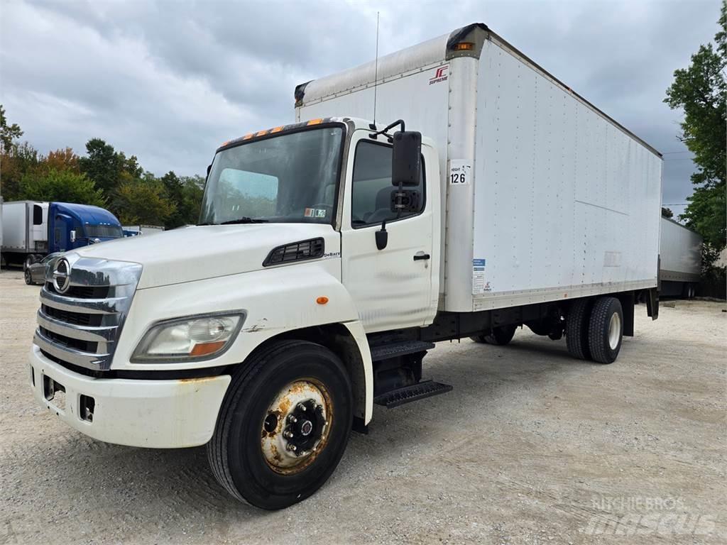 Hino 268 Грузовики-Фургоны