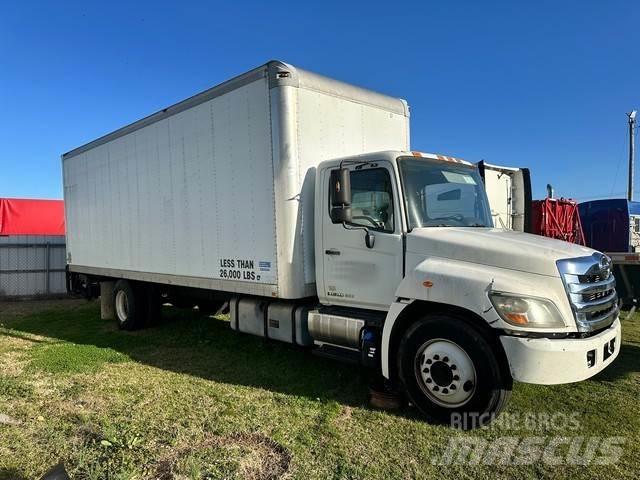 Hino 268 Грузовики-Фургоны