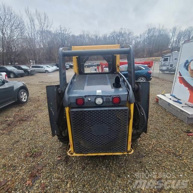 John Deere 320D Мини-погрузчики