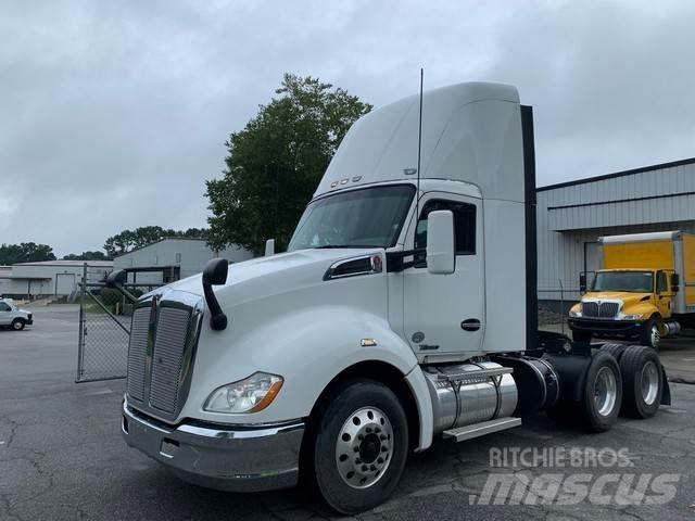 Kenworth T680 Седельные тягачи