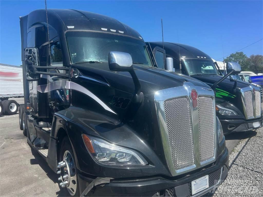 Kenworth T680 Седельные тягачи