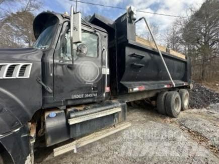 Mack GU713 Грузовики-Самосвалы