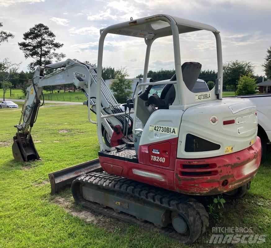 Takeuchi TB240 Малые экскаваторы 7т-12т