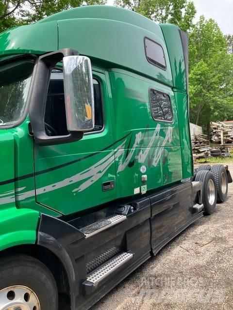 Volvo T780 Седельные тягачи