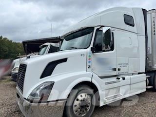 Volvo VNL64T780 Седельные тягачи