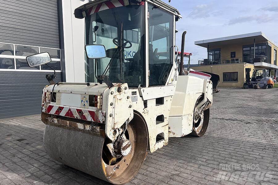 CAT CB 434 D Катки тротуарные