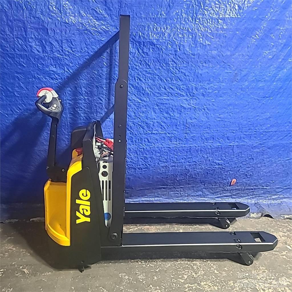 Yale MPB045VG Ручные гидравлические тележки