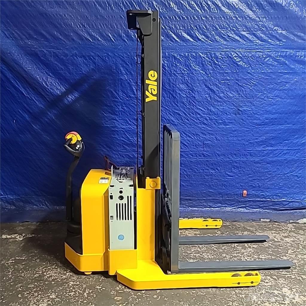 Yale MSW040 Самоходные электроштабелёры
