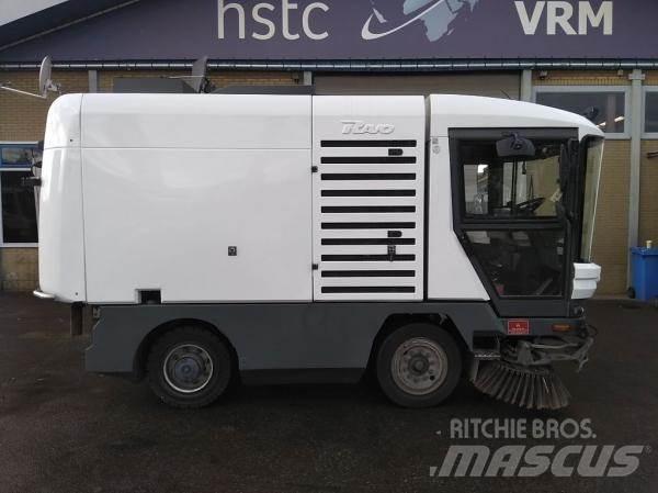 Ravo 530STH Вакуумные уборочные машины
