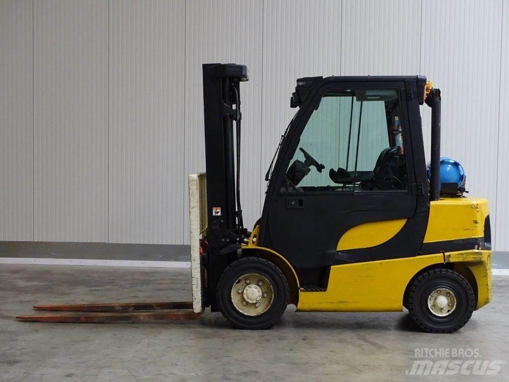 Yale GLP30VX Газовые погрузчики
