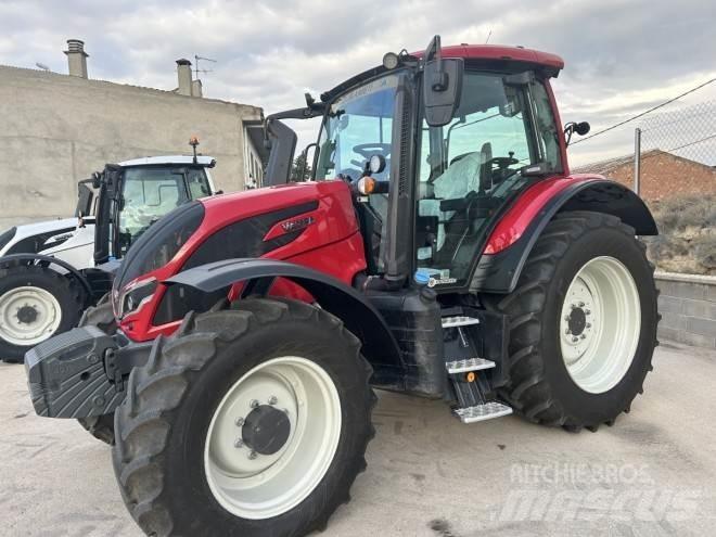 Valtra N135A Трактора