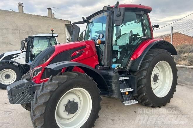 Valtra N135A Трактора