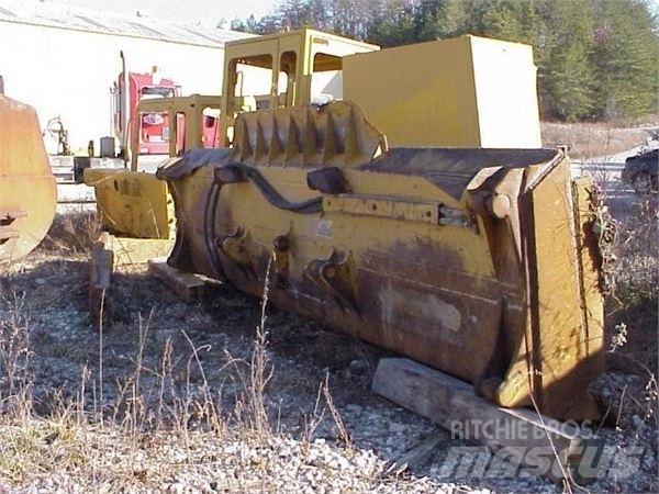 CAT 1083973 Бульдозерные отвалы