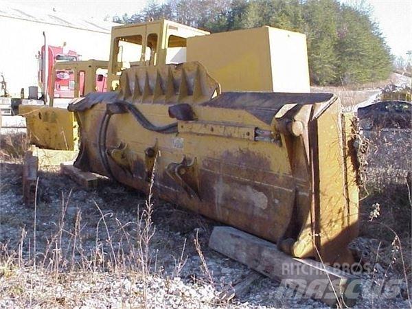 CAT 1083973 Бульдозерные отвалы
