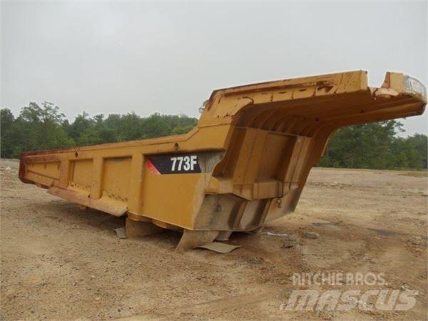 CAT 773F Строительная техника - Другие