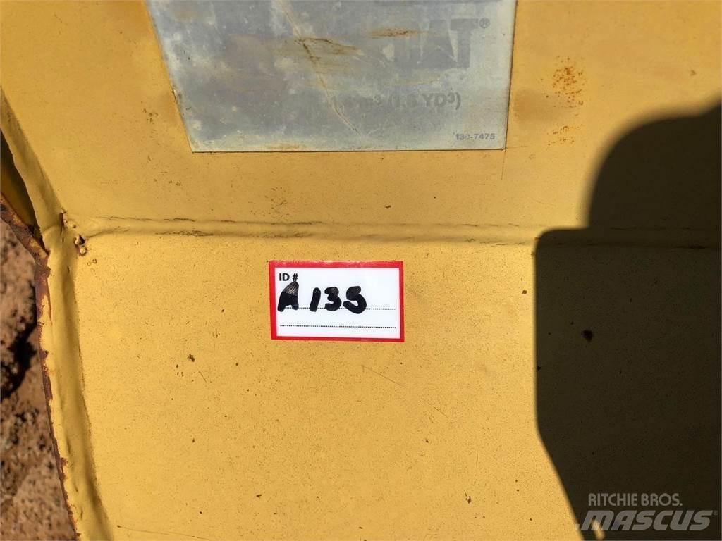 CAT  914G Ковши